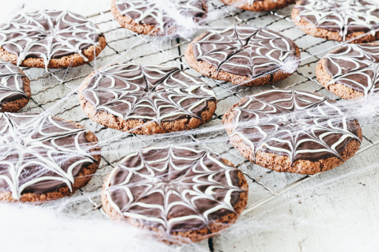 10 Easy Vegan Halloween Cookie Recipes